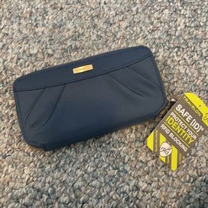NWT Travelon wallet/wristlet